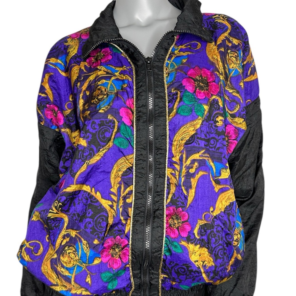 Vintage Colorful Women's Jacket with Floral Design